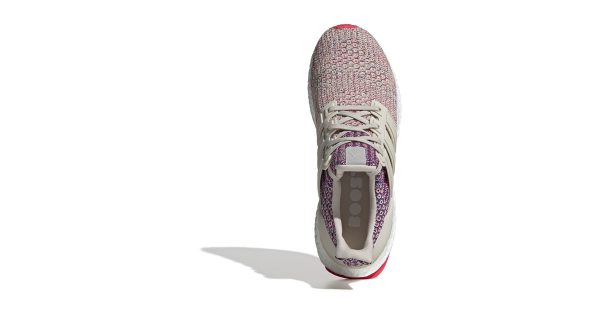 ULTRABOOST W