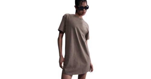 W NSW ESSNTL SS DRESS TSHRT