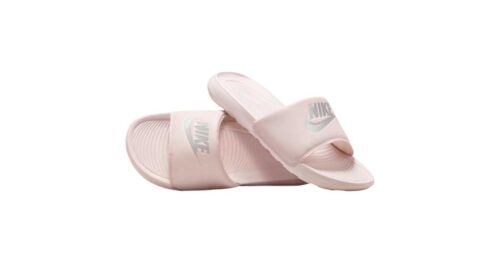 W NIKE VICTORI ONE SLIDE