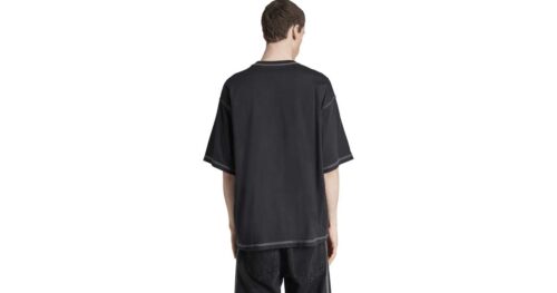 ESSENTIALS TEE